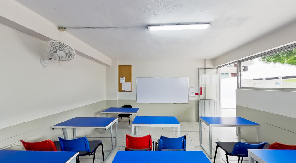 Aula del Colegio UNE