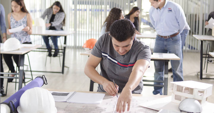 Plantel Tlajomulco - Universidad UNE